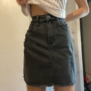 Jean skirt with non-see-through rips 4 pockets